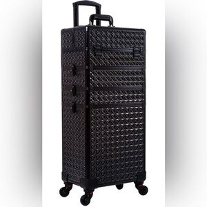 Mint condition used once travel carry luggage makeup artist/nail tech etc